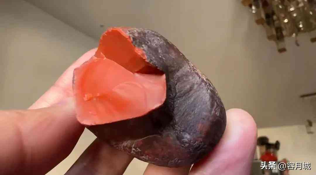 南紅玉石多少錢一克(南紅多少錢一克2022年)插圖2