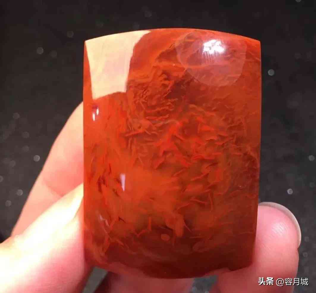 南紅玉石多少錢一克(南紅多少錢一克2022年)插圖5