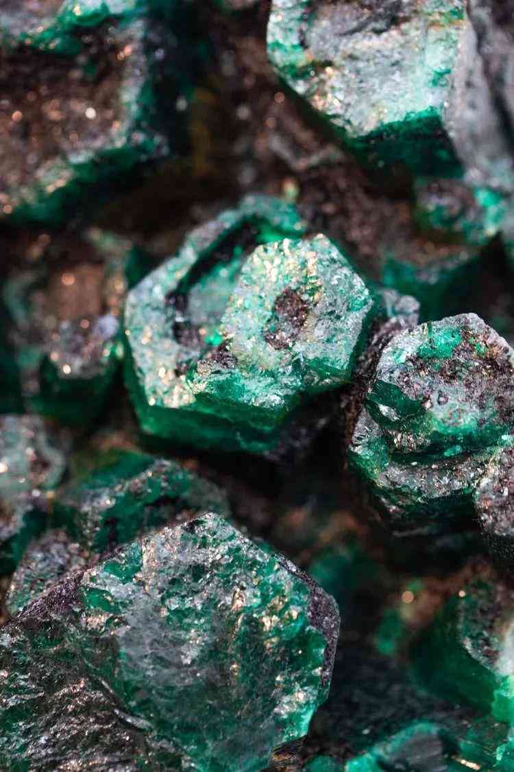 祖母綠1克拉多少錢(祖母綠1克拉多少錢哥倫比亞)插圖4