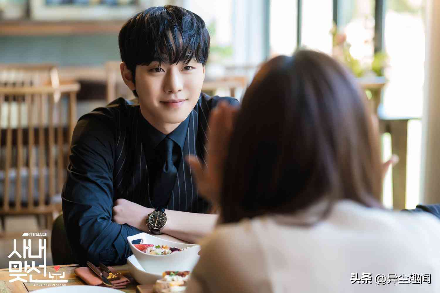 戒指女王韓劇(戒指女王韓劇在線觀看)插圖2