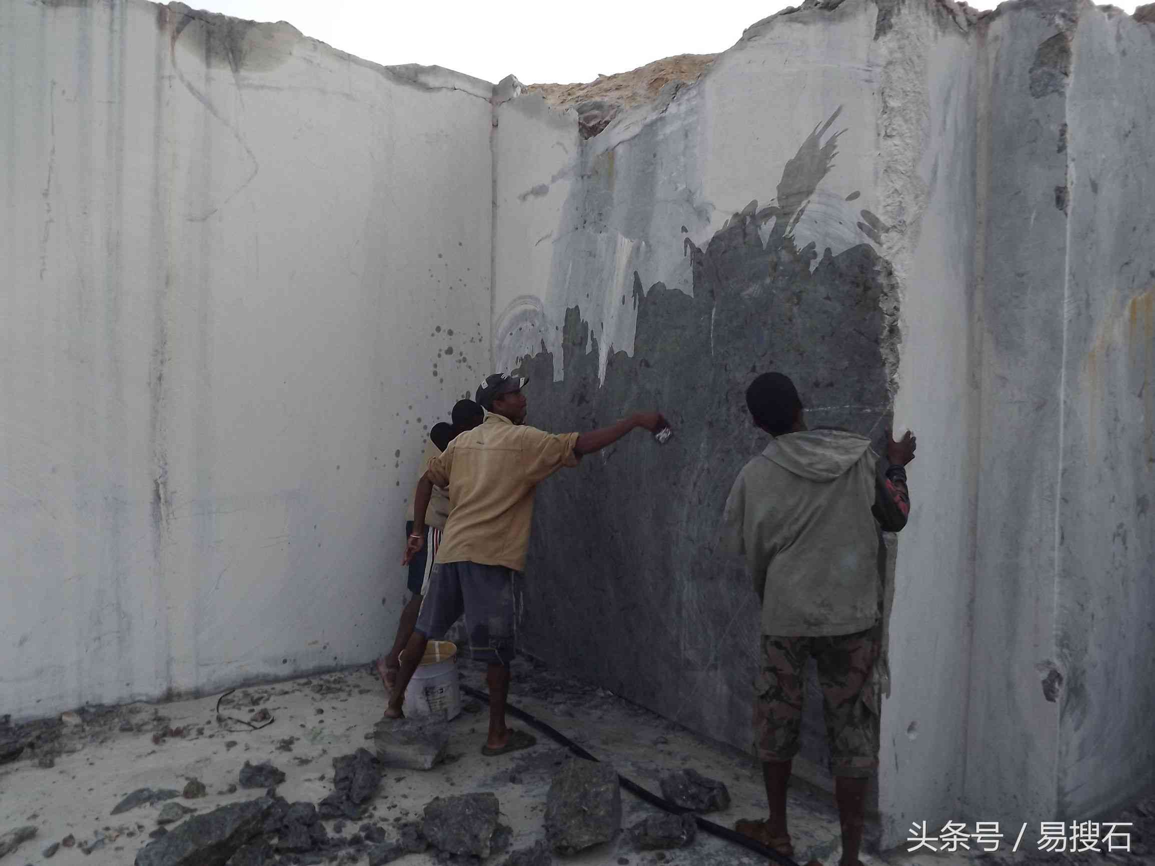 拉長(zhǎng)石價(jià)格(拉長(zhǎng)石原石價(jià)格一般在多少)插圖4