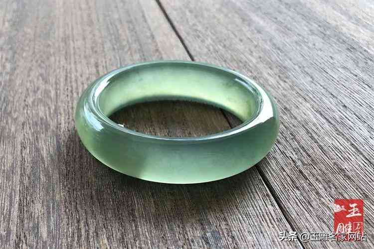 普通玉鐲多少錢一個(一般的玉鐲子多少錢一個)插圖3