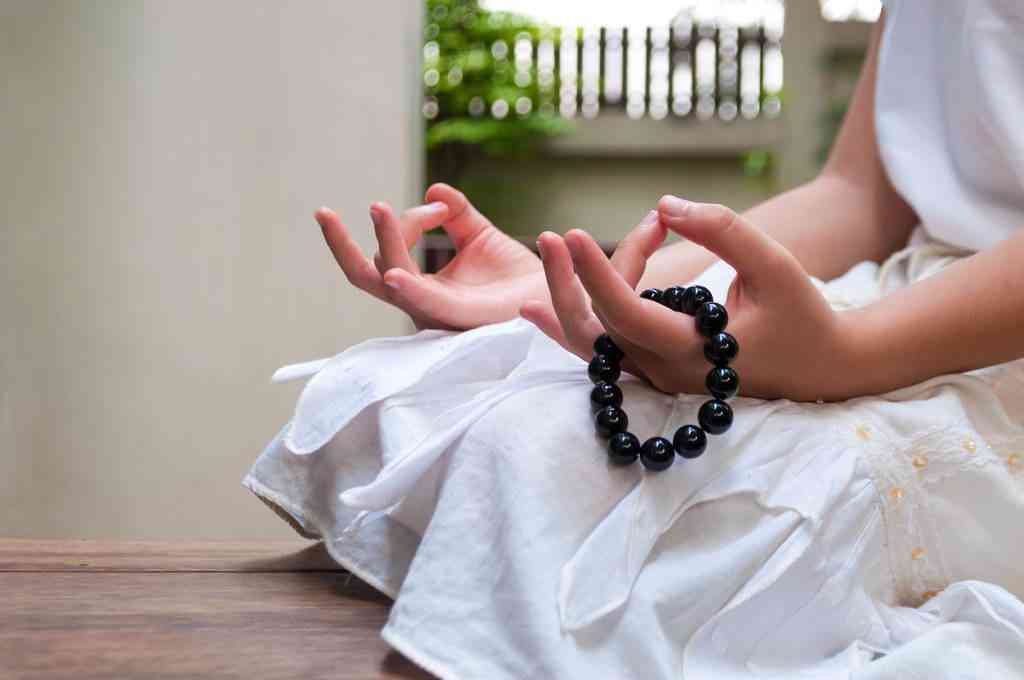 貔貅怎樣佩戴才能進(jìn)財(貔貅怎樣佩戴才能進(jìn)財項鏈)插圖1