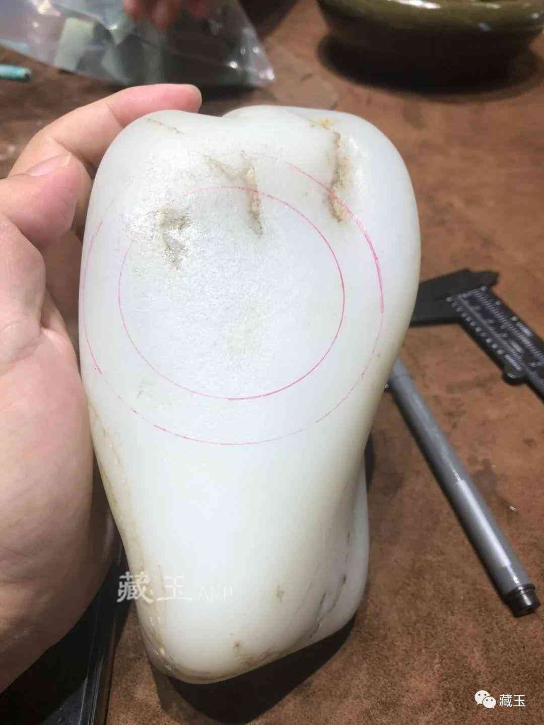 和田玉手鐲價格一般在多少錢(和田玉手鐲價格一般在多少錢左右)插圖10