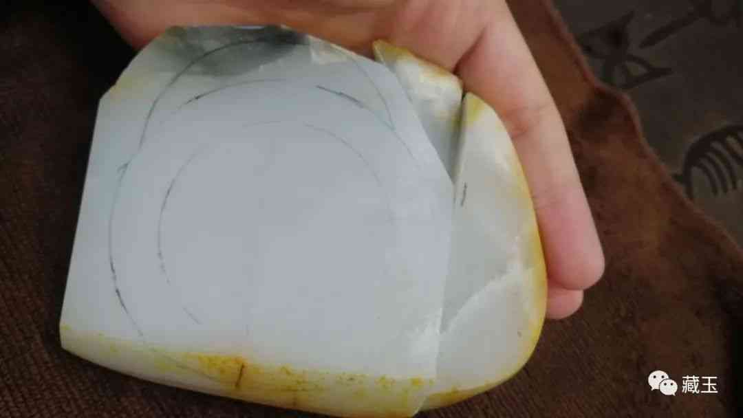 和田玉手鐲價格一般在多少錢(和田玉手鐲價格一般在多少錢左右)插圖12