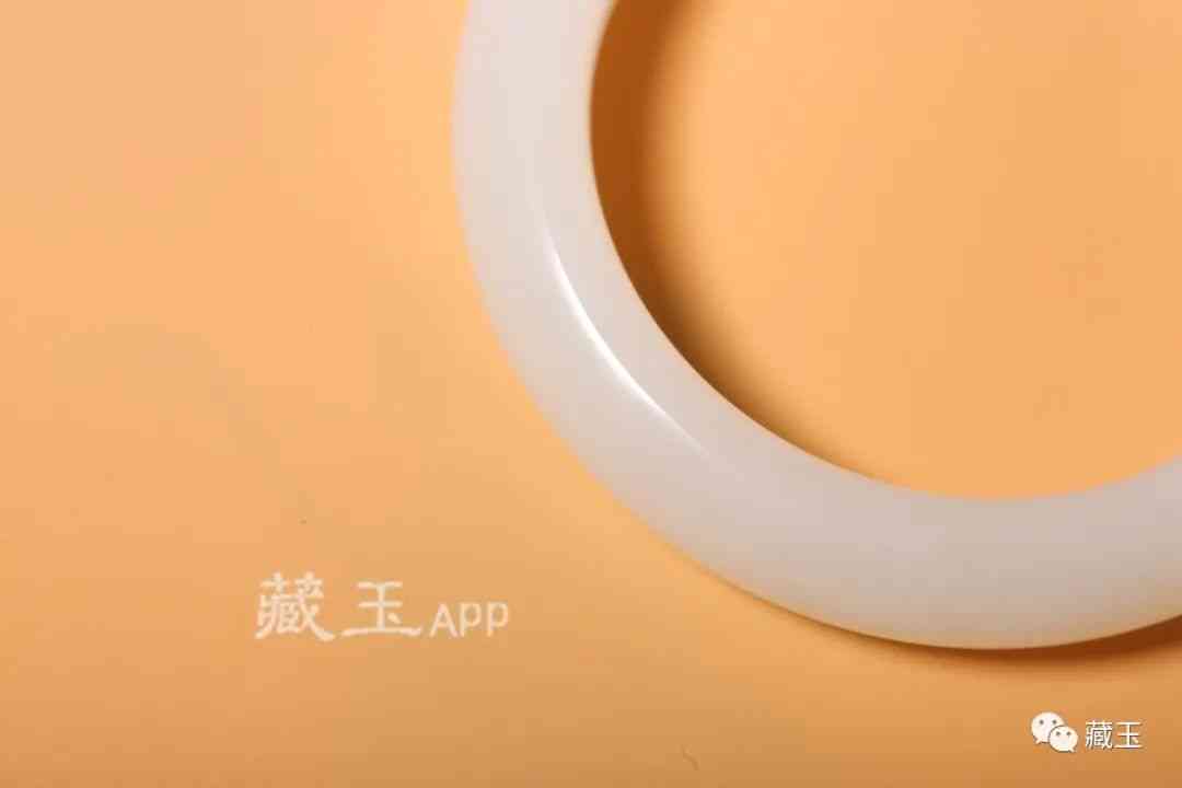 和田玉手鐲價格一般在多少錢(和田玉手鐲價格一般在多少錢左右)插圖16