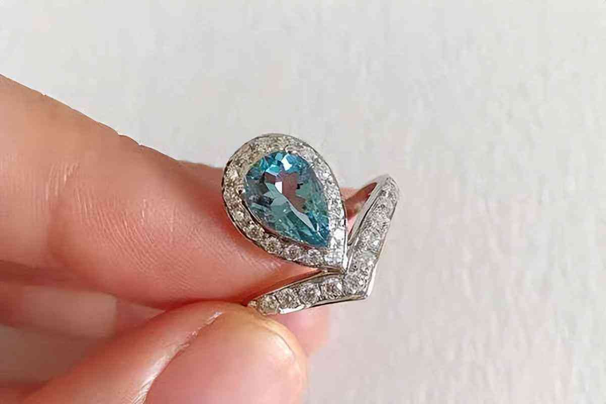 鉆戒的牌子比較有名的有哪些(鉆戒的牌子比較有名的有哪些款式)插圖8