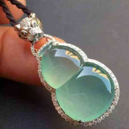 玉和翡翠哪個好(玉和翡翠哪個好翡翠和玉哪個好)插圖3