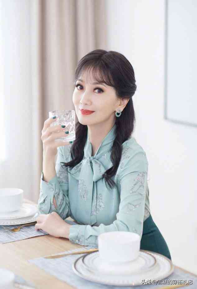 女人戴紅寶石還是藍寶石(女人戴紅寶石還是藍寶石比較好)插圖9