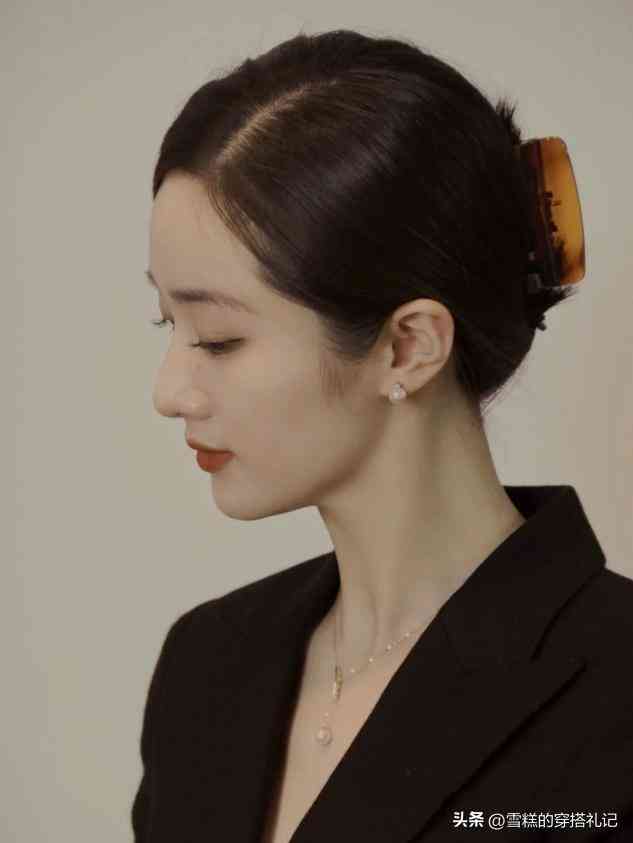 女人戴紅寶石還是藍寶石(女人戴紅寶石還是藍寶石比較好)插圖15