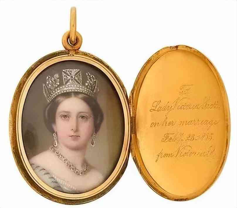 tiffany項(xiàng)鏈(tiffany項(xiàng)鏈黑了怎么清洗)插圖10