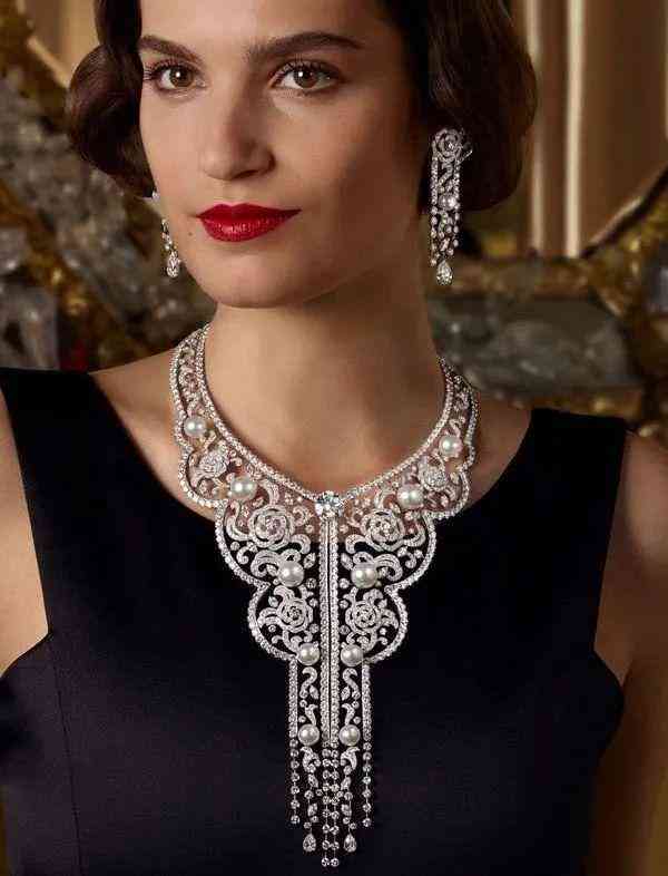 tiffany項(xiàng)鏈(tiffany項(xiàng)鏈黑了怎么清洗)插圖81