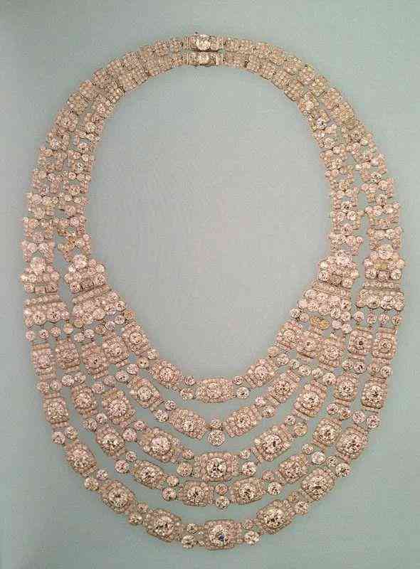 tiffany項(xiàng)鏈(tiffany項(xiàng)鏈黑了怎么清洗)插圖86