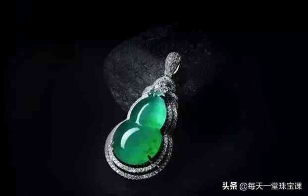 翡翠三種最忌諱(翡翠三種最忌諱的顏色)插圖28