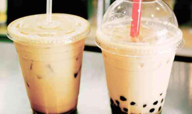 珍珠奶茶的珍珠是什么做的(黑色珍珠奶茶的珍珠是什么做的)