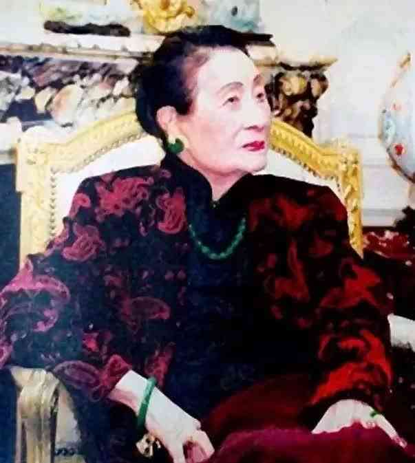 貴妃鐲什么人不宜戴(貴妃鐲什么人不宜戴手上)插圖5