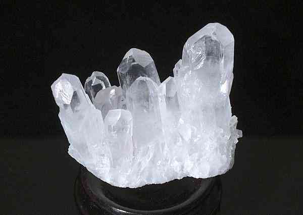 東陵玉哪些屬相不能戴(東陵玉哪些屬相不能戴的)插圖5