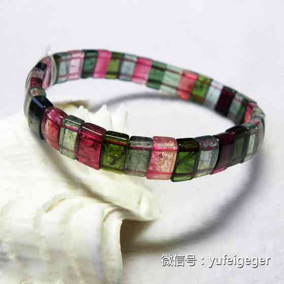 碧璽怎么分辨真假(碧璽手串怎么分辨真假)