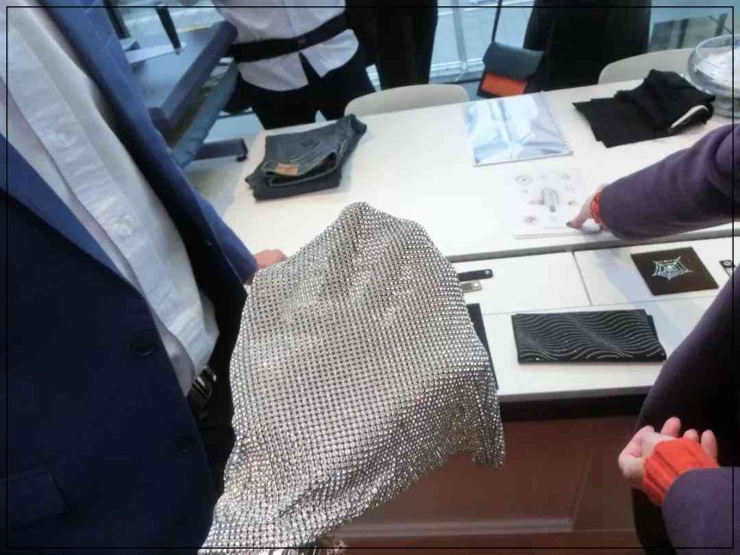 施華洛世奇元素水晶是什么意思(施華洛世奇元素項鏈什么意思)插圖25