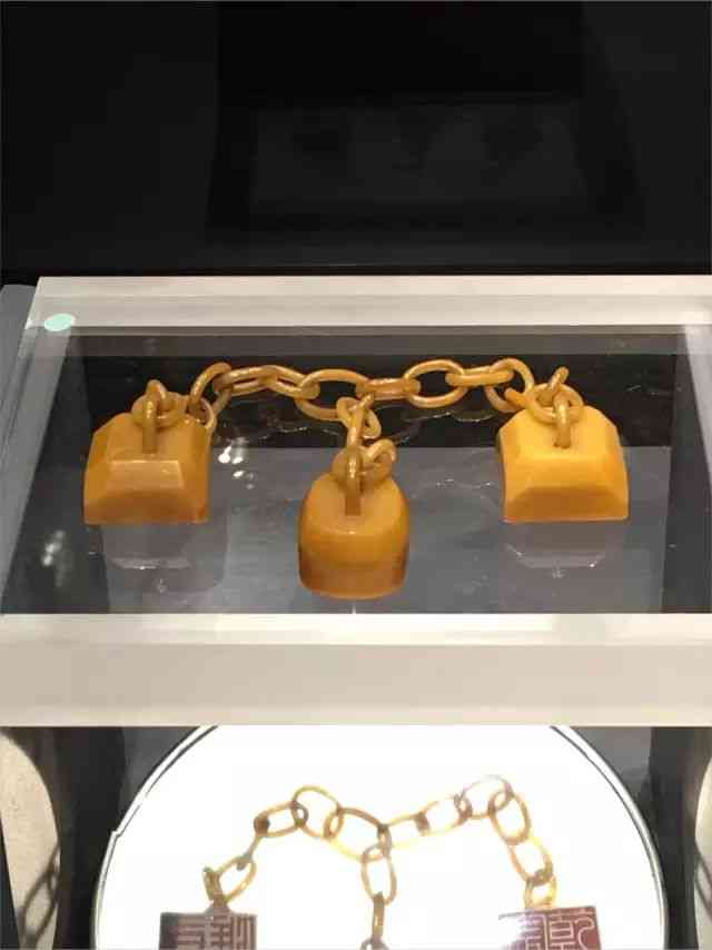 田黃石價(jià)格多少錢一克(田黃石原石圖片價(jià)格多少錢一克)插圖2