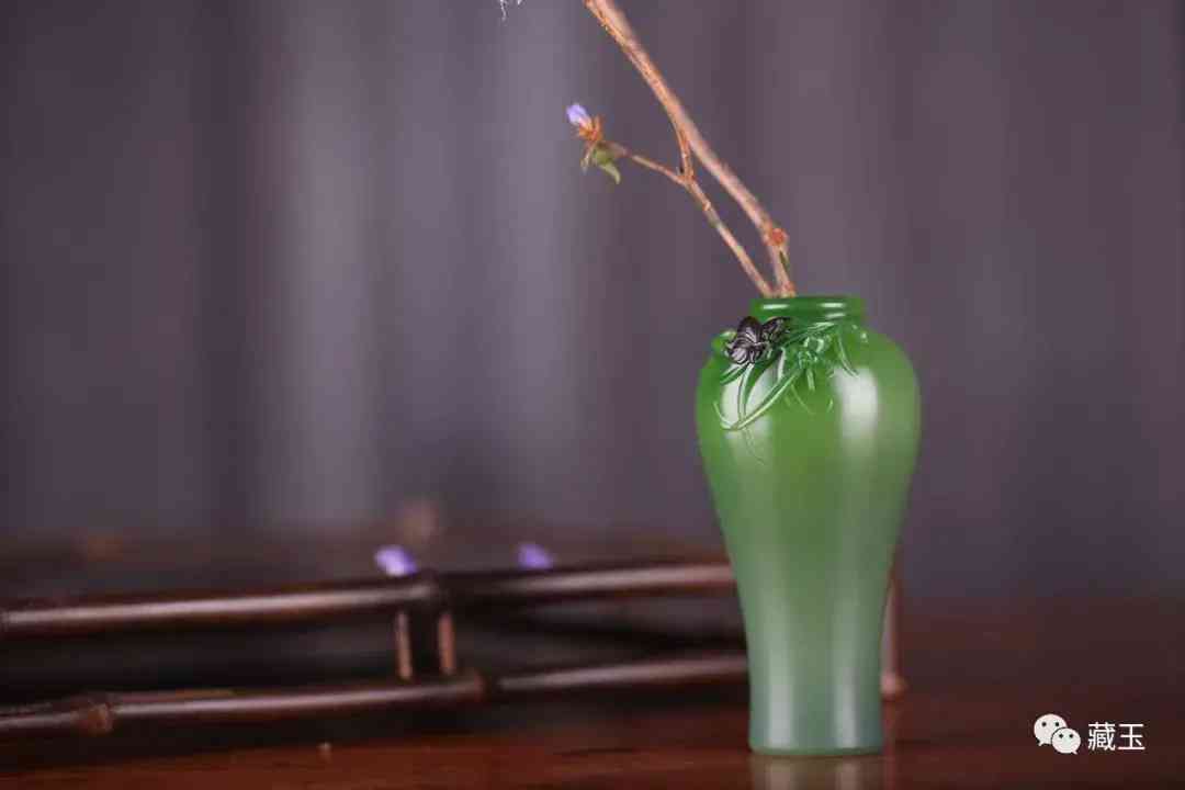 和田碧玉有黑點(diǎn)好嗎(和田碧玉有黑點(diǎn)是好玉嗎?)