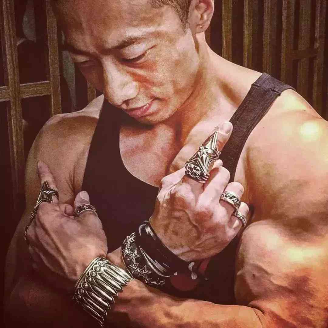 銀飾品牌哪個(gè)品牌比較好(銀飾品牌哪個(gè)品牌比較好看)插圖6