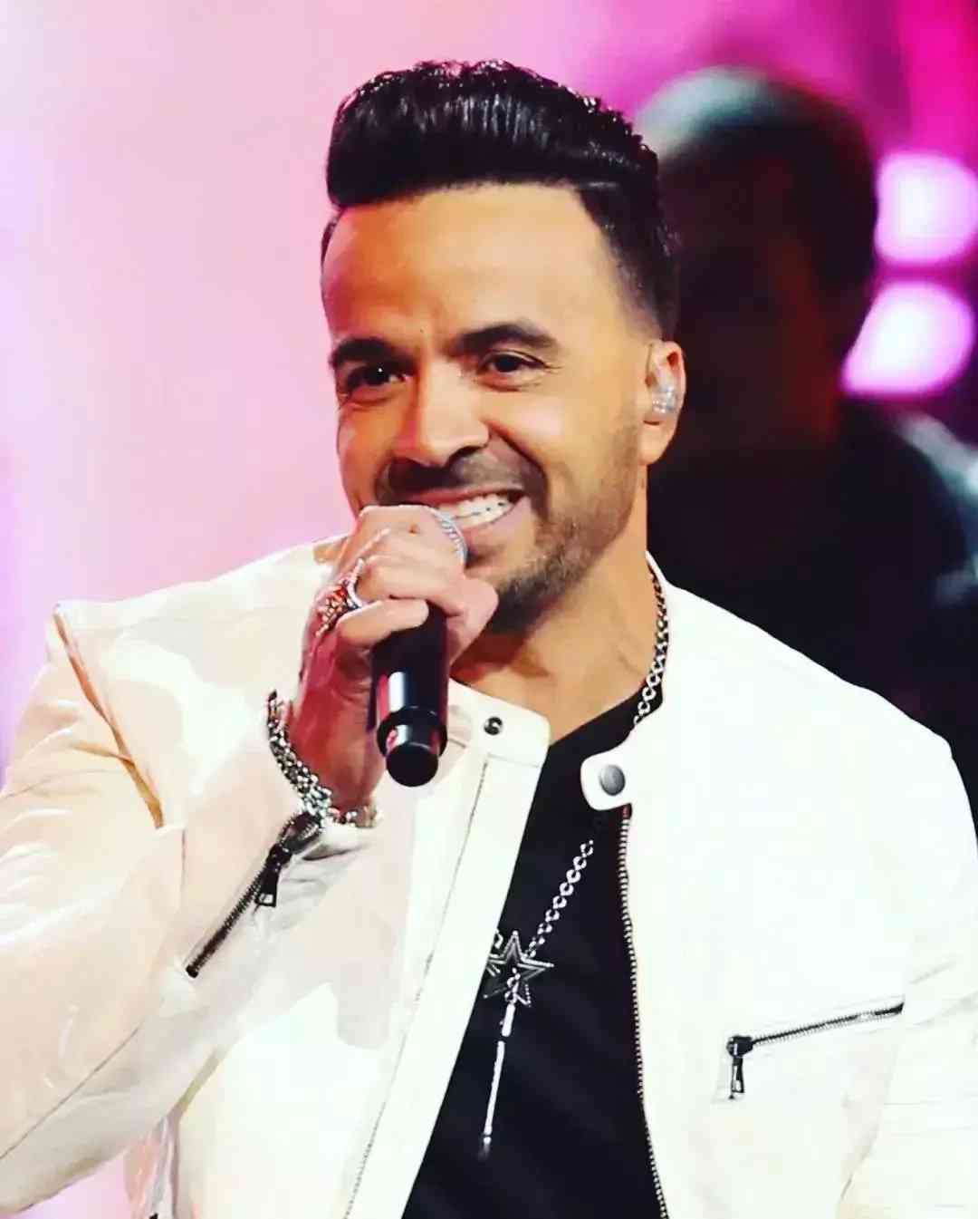 銀飾品牌哪個(gè)品牌比較好(銀飾品牌哪個(gè)品牌比較好看)插圖11