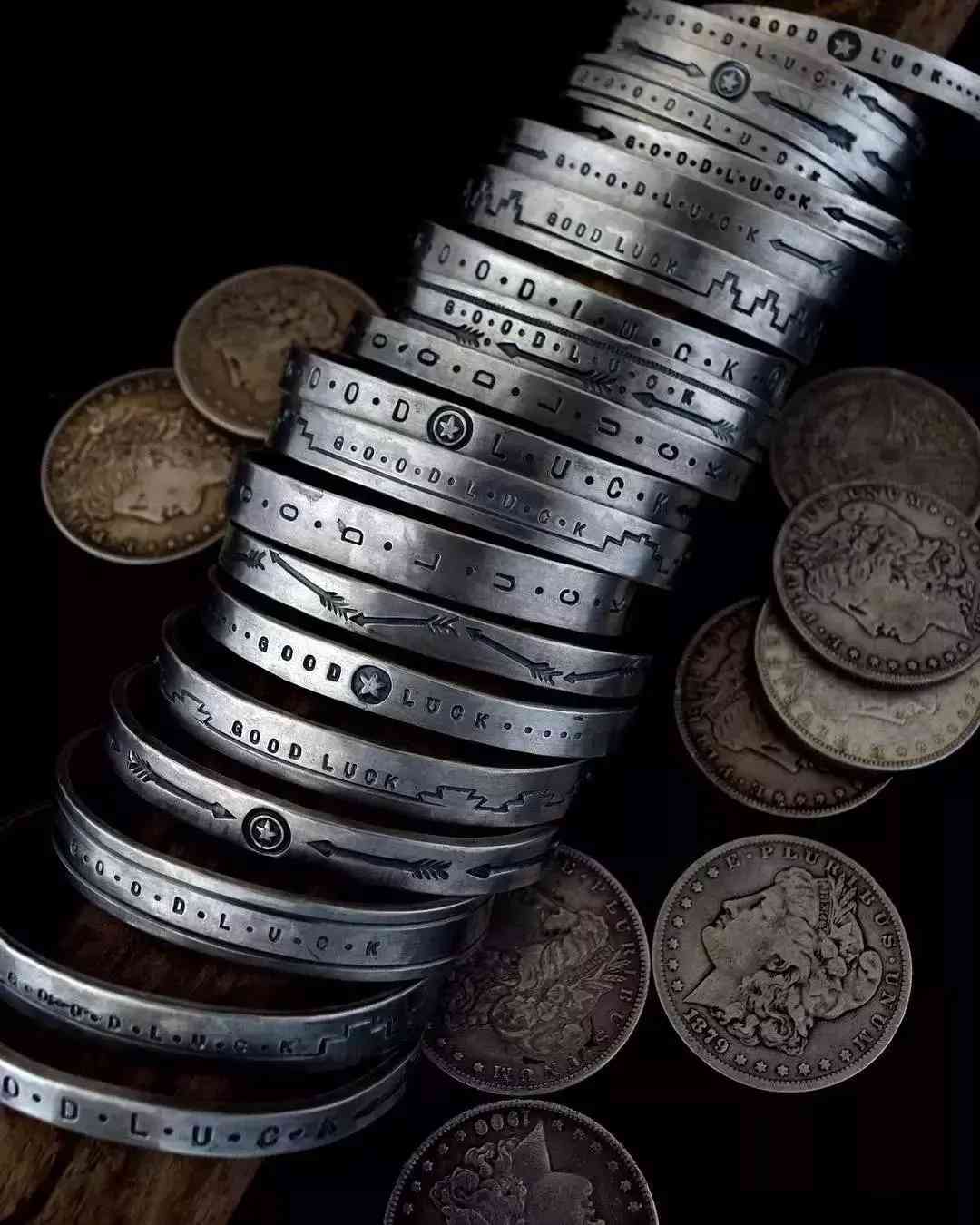 銀飾品牌哪個(gè)品牌比較好(銀飾品牌哪個(gè)品牌比較好看)插圖18