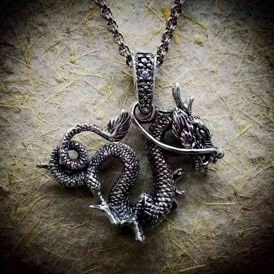 銀飾品牌哪個(gè)品牌比較好(銀飾品牌哪個(gè)品牌比較好看)插圖24