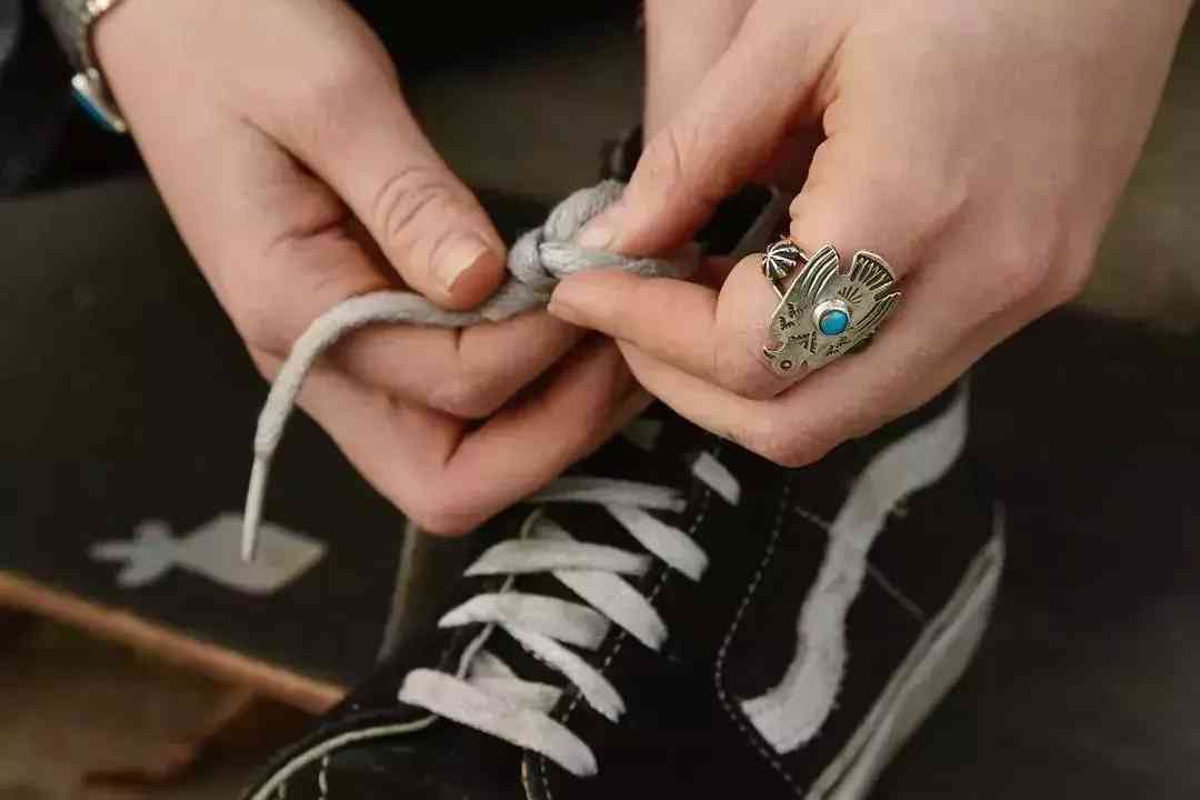 銀飾品牌哪個(gè)品牌比較好(銀飾品牌哪個(gè)品牌比較好看)插圖40