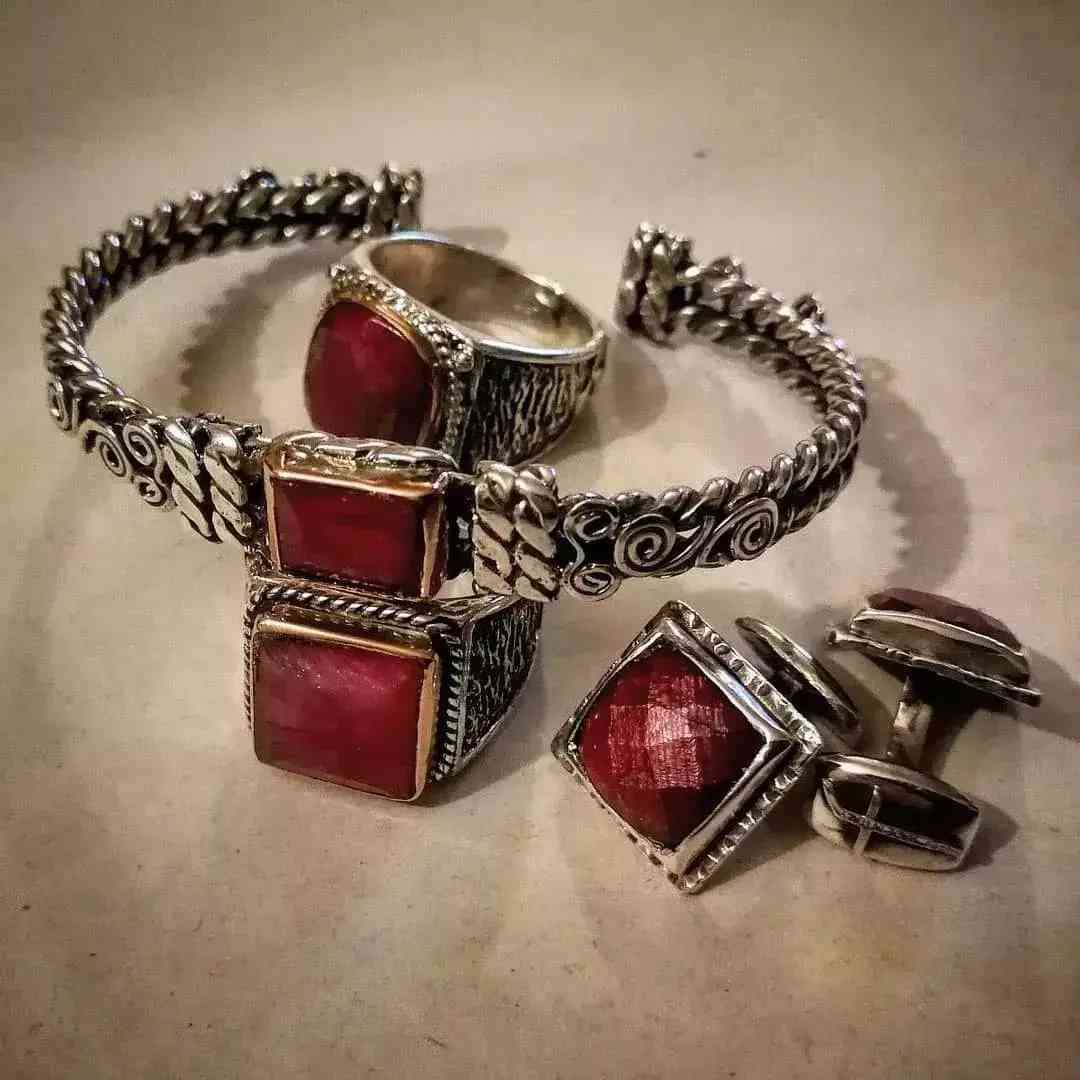 銀飾品牌哪個(gè)品牌比較好(銀飾品牌哪個(gè)品牌比較好看)插圖46