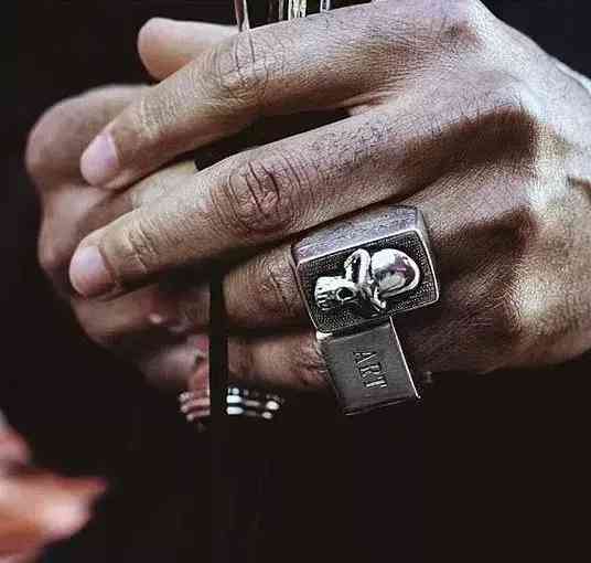 銀飾品牌哪個(gè)品牌比較好(銀飾品牌哪個(gè)品牌比較好看)插圖56