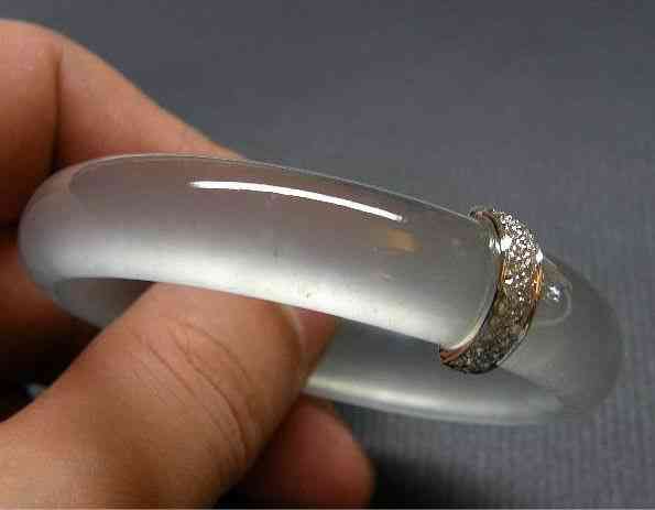 關于玉手鐲的知識(關于玉手鐲的知識有哪些)插圖26