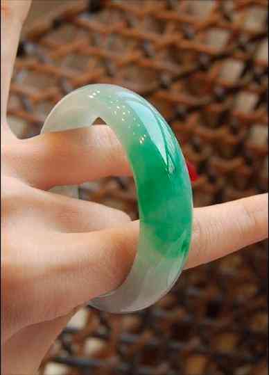 關于玉手鐲的知識(關于玉手鐲的知識有哪些)插圖35