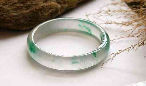 關于玉手鐲的知識(關于玉手鐲的知識有哪些)插圖66