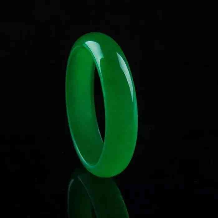 三色翡翠屬于什么檔次(三彩翡翠屬于什么檔次)插圖9