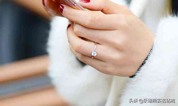 男女戒指左右手佩戴的意義(男女戒指佩戴在各個(gè)手指的意義)插圖4