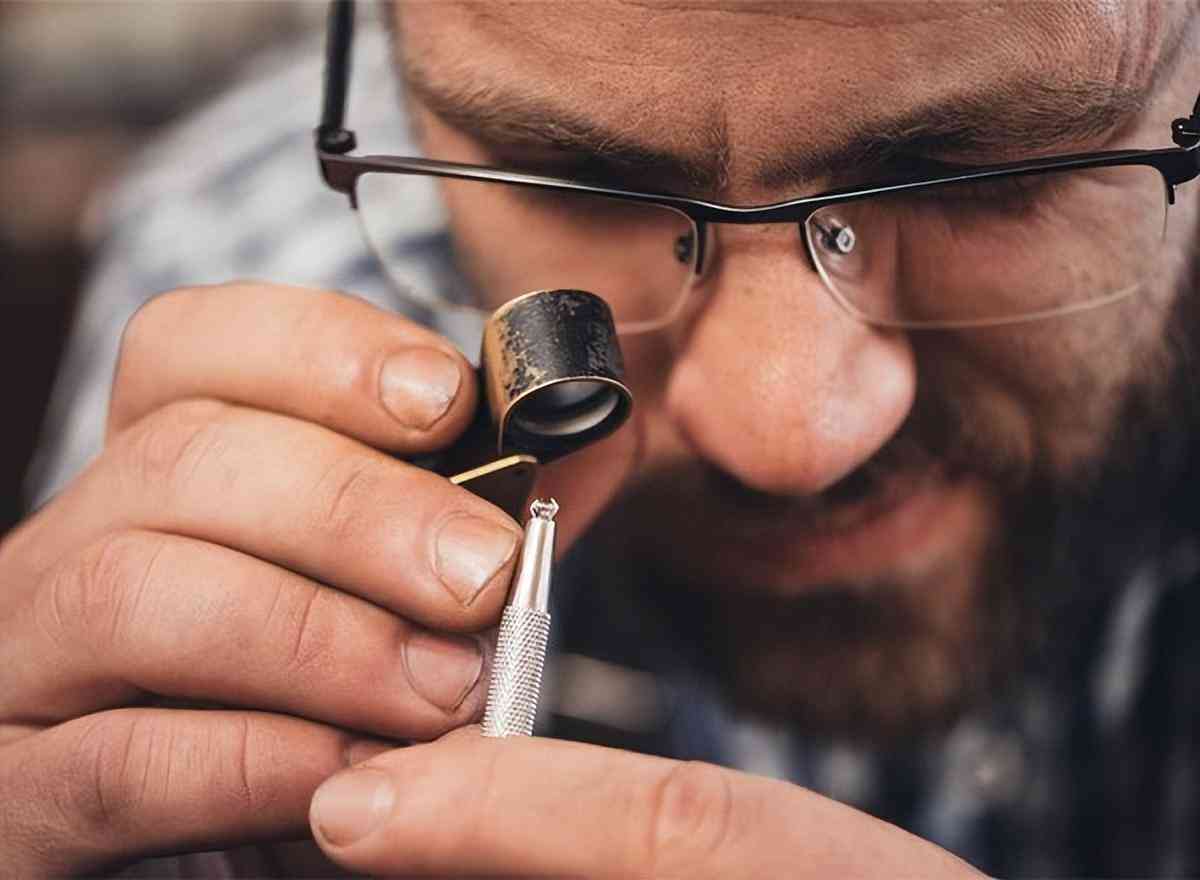 鉆石證書丟了補(bǔ)辦大概費(fèi)用(鉆石證書丟了補(bǔ)辦大概費(fèi)用多少)