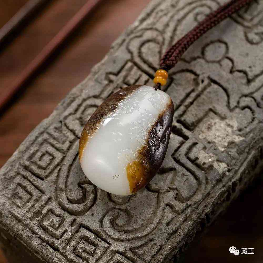 黑皮和田玉籽料原石(黑皮和田玉籽料原石鑲嵌吊墜)插圖13