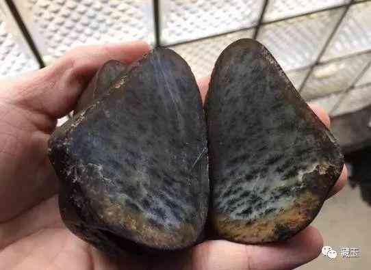 黑皮和田玉籽料原石(黑皮和田玉籽料原石鑲嵌吊墜)插圖14