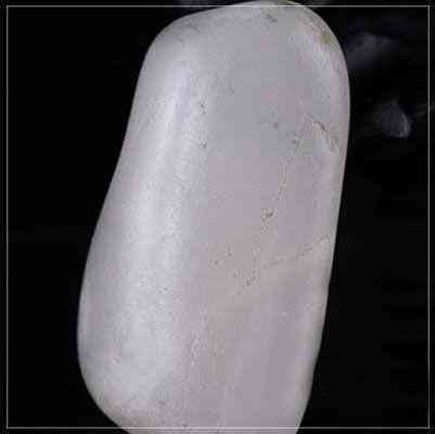 怎么辨別玉的好壞與真假(怎么辨別玉的好壞與真假視頻)插圖1