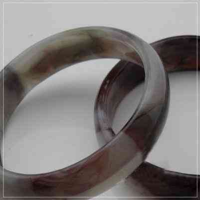 怎么辨別玉的好壞與真假(怎么辨別玉的好壞與真假視頻)插圖6