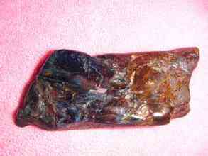 虎睛石價(jià)格(虎睛石擺件極品拍賣價(jià)格)