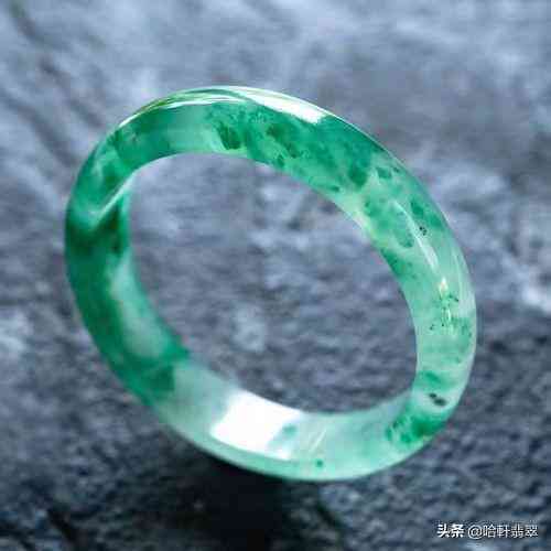 獨龍玉值錢嗎(緬甸莫西沙獨龍玉值錢嗎)