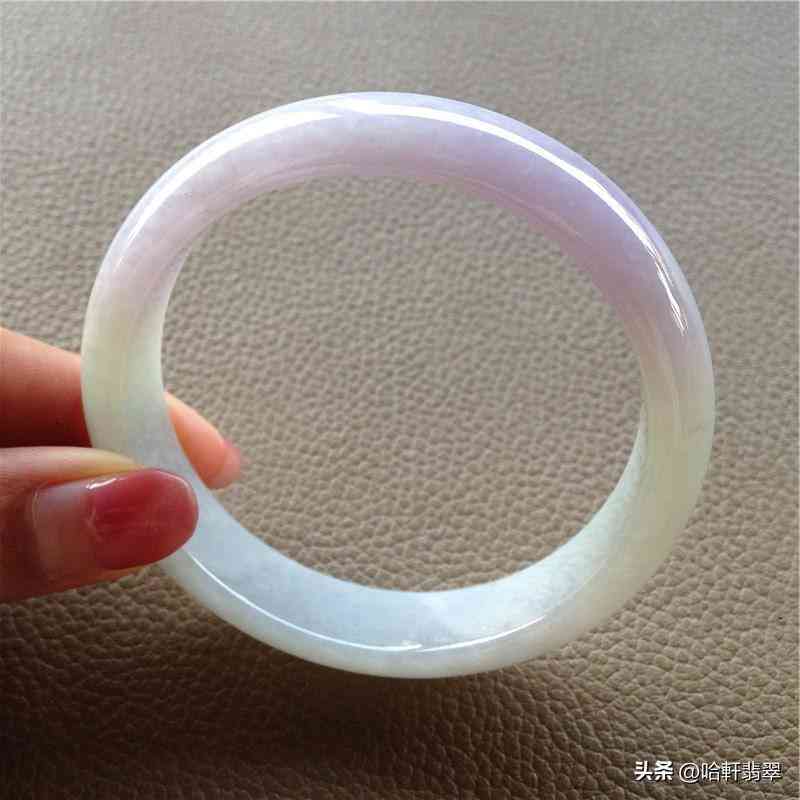 糯種翡翠一般多少錢(糯種翡翠手鐲大概多少錢)插圖6