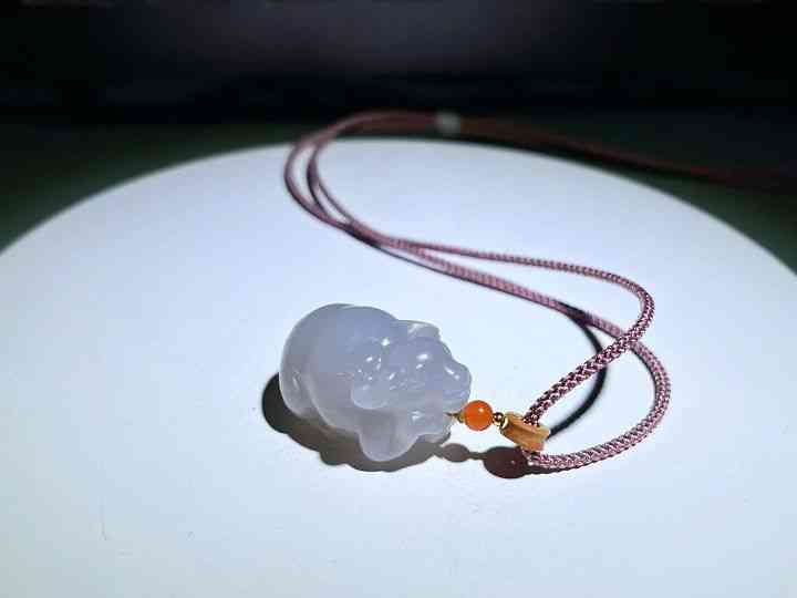 和田玉吊墜多少錢一個(正宗的和田玉吊墜多少錢一個小的)插圖7