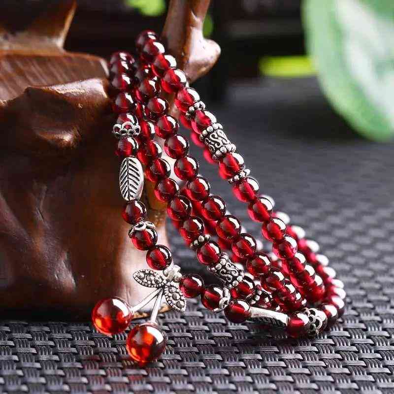 石榴石手串的功效(石榴石手串的功效和禁忌)插圖2