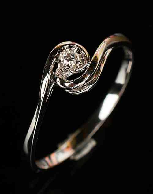 k金鉆戒好還是鉑金鉆戒好(十八k金鉆戒好還是鉑金鉆戒好)插圖1