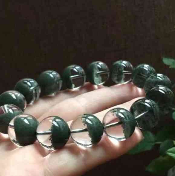 綠水晶的寓意(綠水晶的寓意是什么意思)插圖2