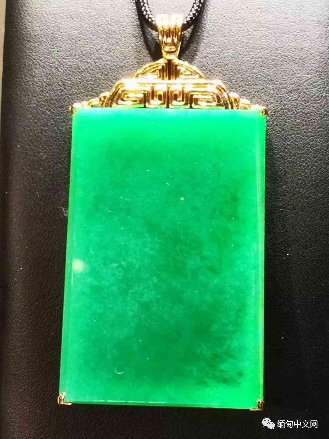 云南玉器批發(fā)市場(chǎng)哪里最好(云南玉器批發(fā)市場(chǎng)哪里最好看)